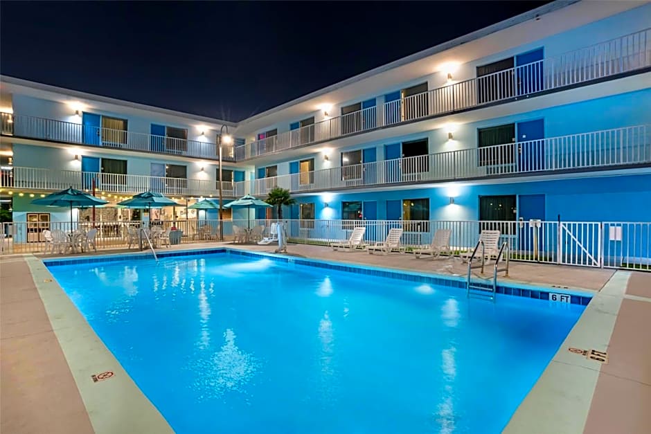 Best Western Navarre Waterfront