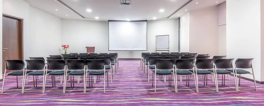 NH Collection Royal Smartsuites