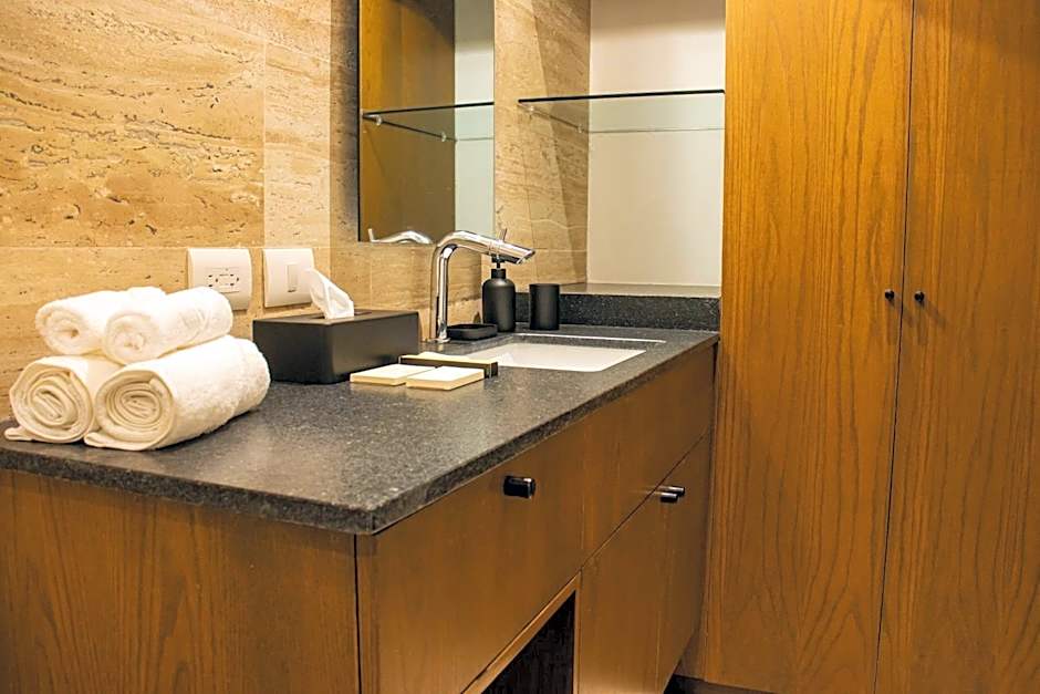 Casa Continental Hotel Boutique & Suites - Adults Only