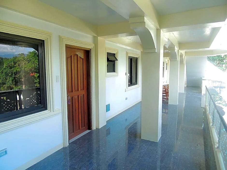 Palm Grove Saud Holiday Complex Hotel