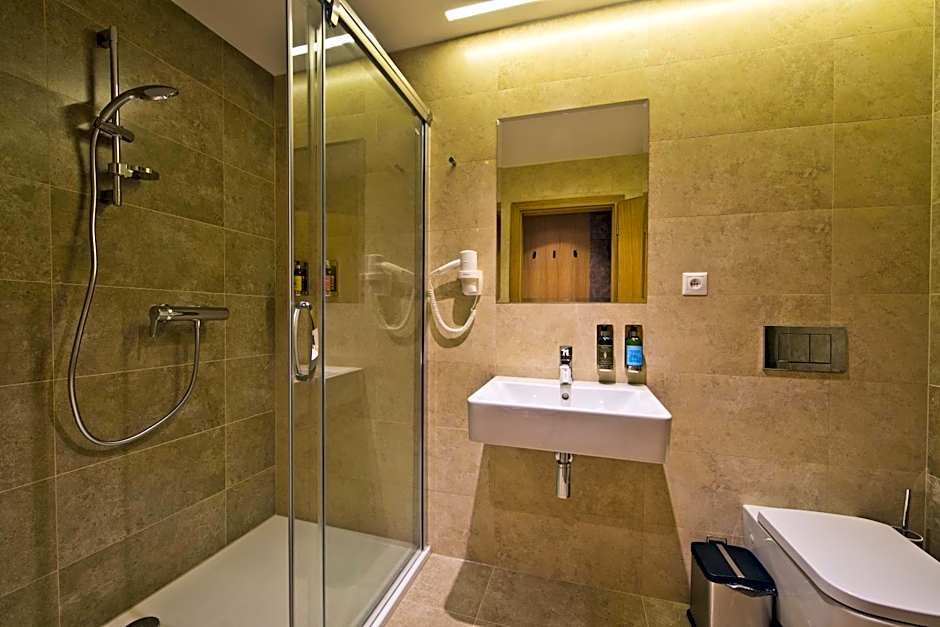 Hotel Lesna – Adult Friendly