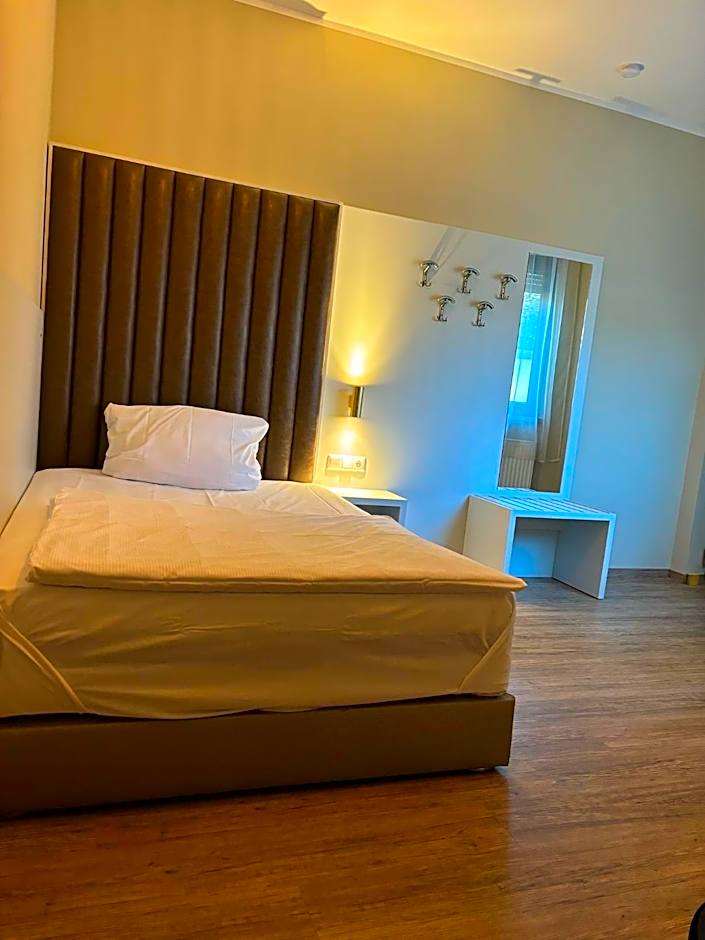 Hotel Athen Kelsterbach Frankfurt Airport