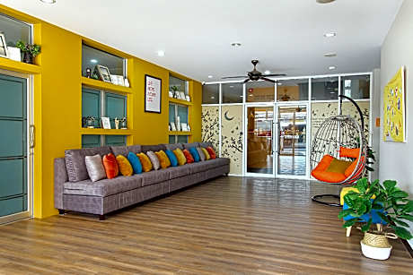 Fullroom 77 Srinakarin