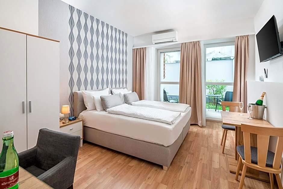 Best Western Plus Celebrity Suites