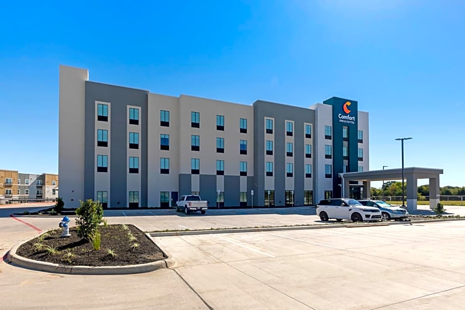 Comfort Inn & Suites Balch Springs - SE Dallas