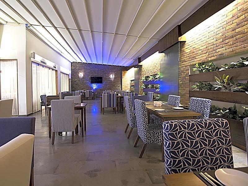 The J Hotel and Spa