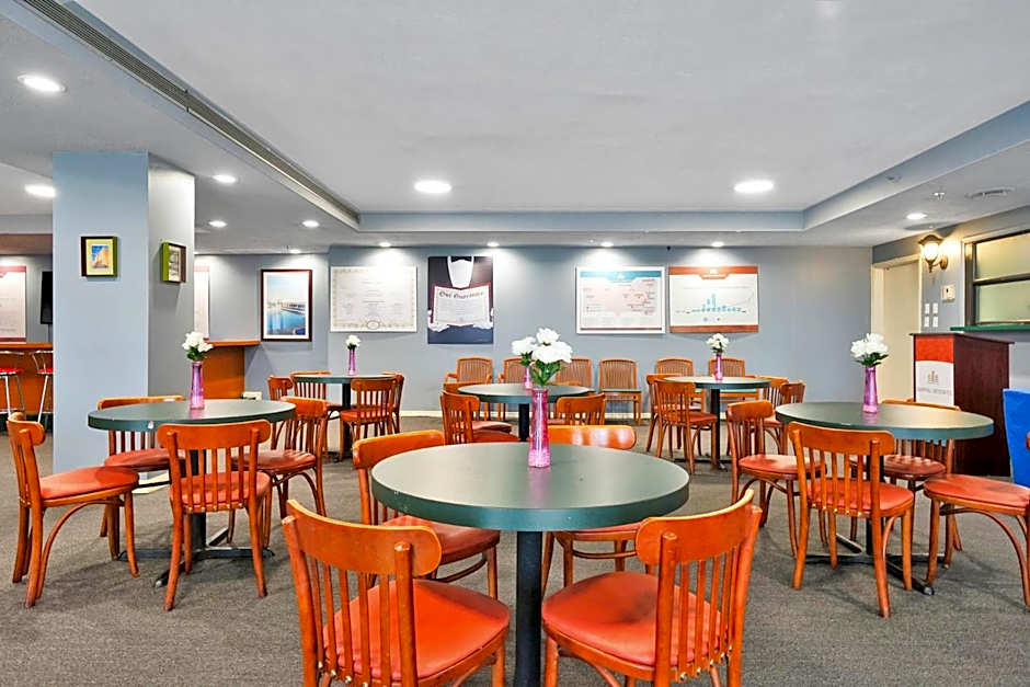 Hollywood Beach Tower