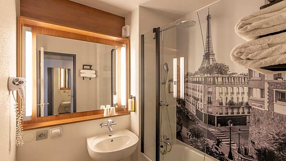 Campanile PRIME - Paris Bobigny