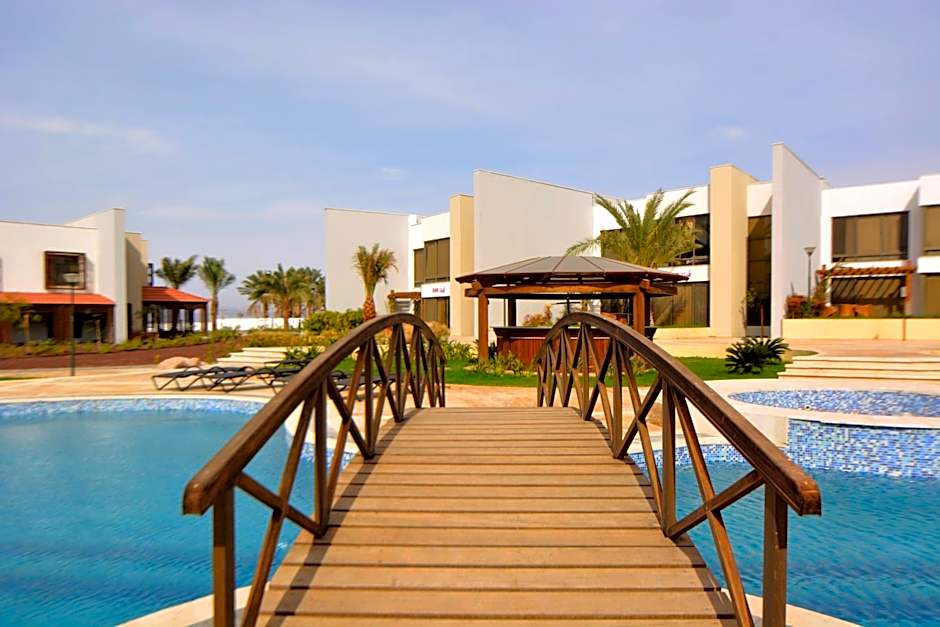 Public Security Hotel & Chalets