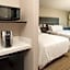 Holiday Inn Express and Suites Camas - Vancouver By IHG