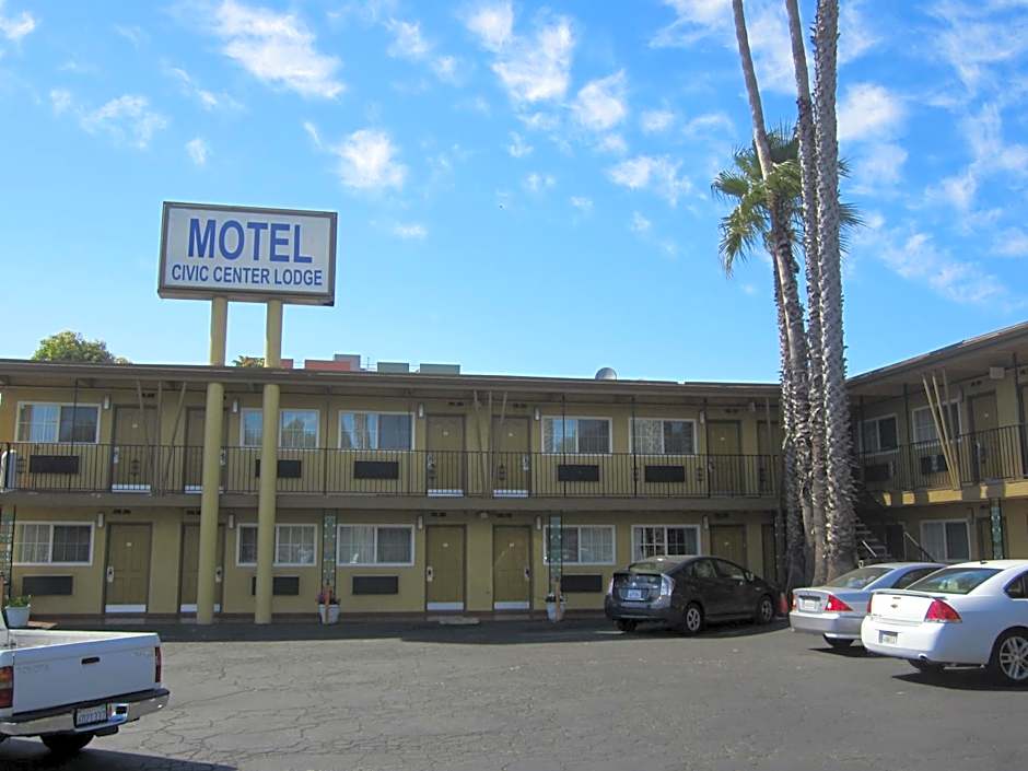 Civic Center Lodge / Lake Merritt BART
