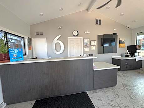 Motel 6-Willows, CA