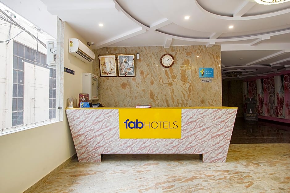 FabHotel Aries