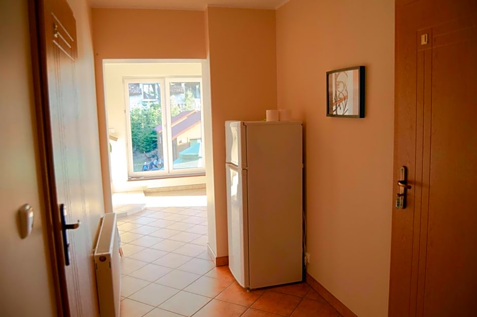 JANTAR Pokoje i Domki u Reni