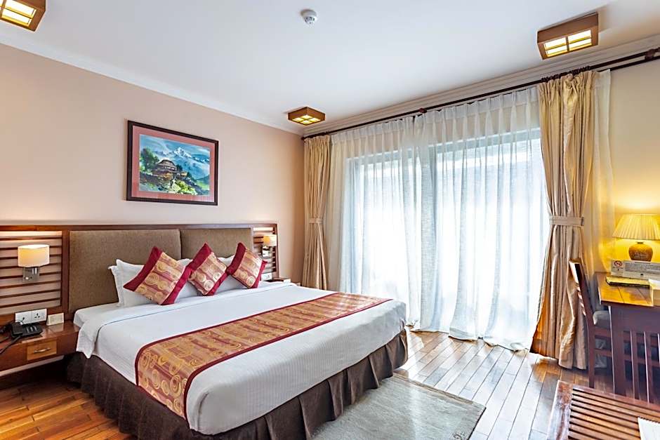 Photo 1 of 14 of Suite