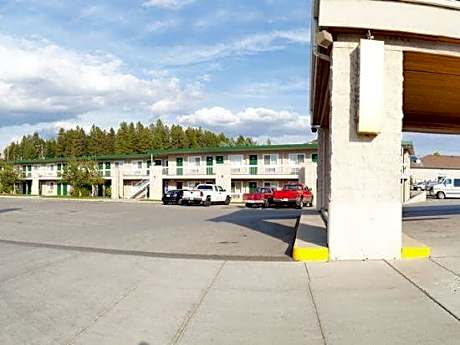 Benny's Colville Inn