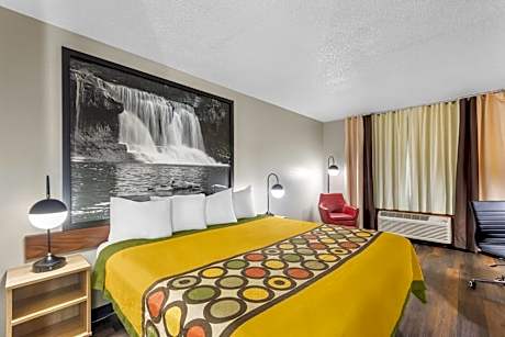 King Room - Non-Smoking