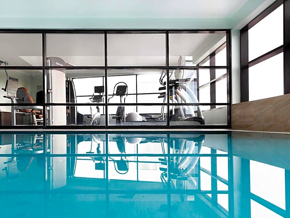 Mercure Sydney