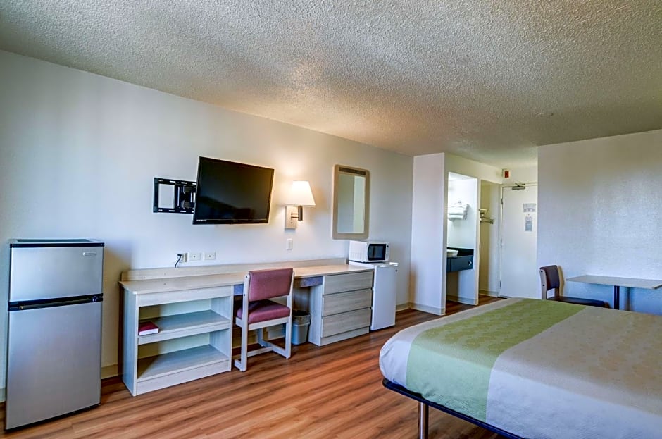 Motel 6-Greenwood Village, CO - Denver - South Tech Center