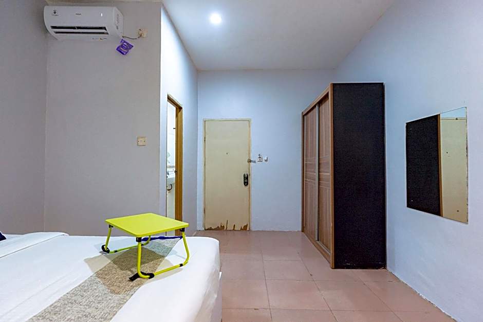 Urbanview Hotel Crystal Nagoya Batam by RedDoorz