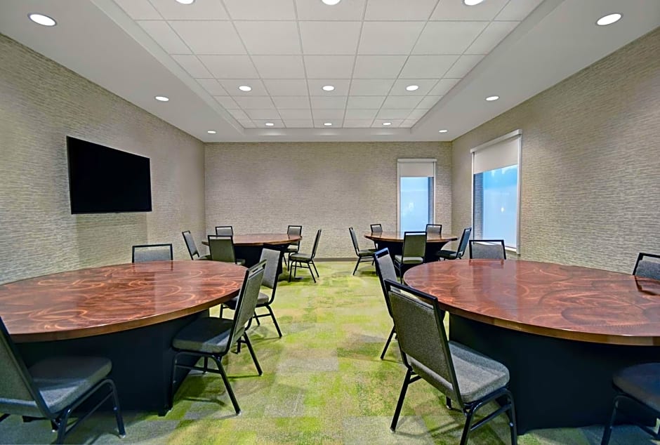 Home2 Suites by Hilton Atlanta Airport North