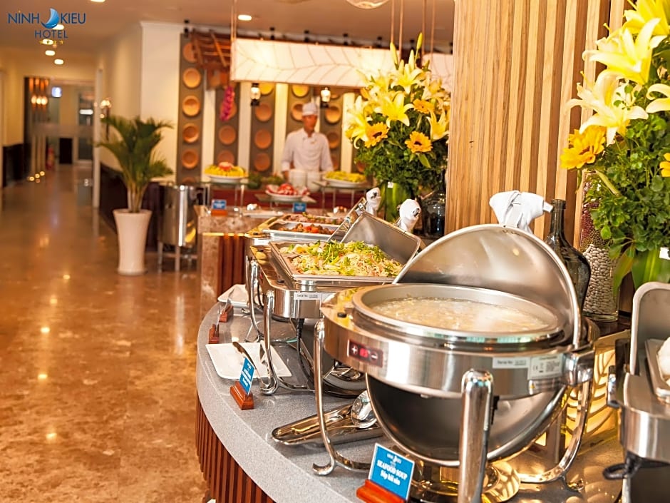 Ninh Kieu Riverside Hotel