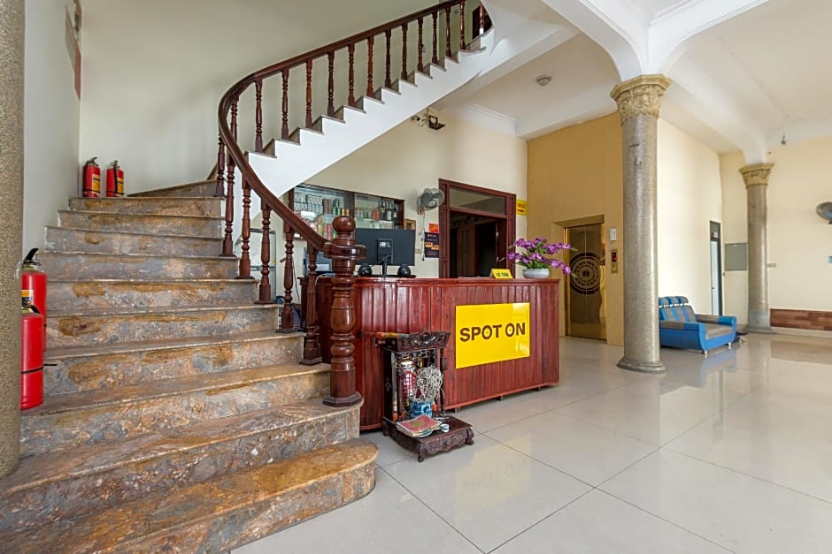 Chikoo Homestay (spot-on)