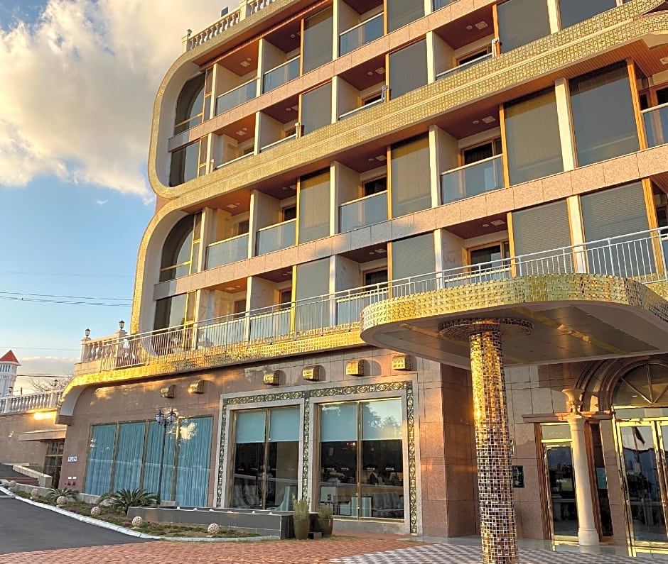 GoldOne Hotel & Suites