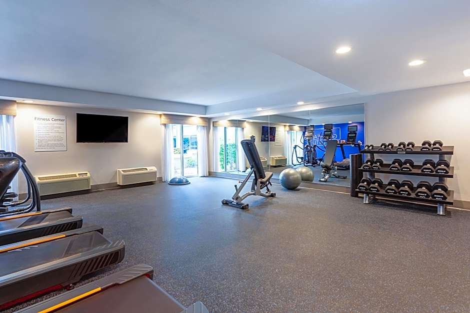 Holiday Inn Express Hotel Clearwater East - ICOT Center By IHG