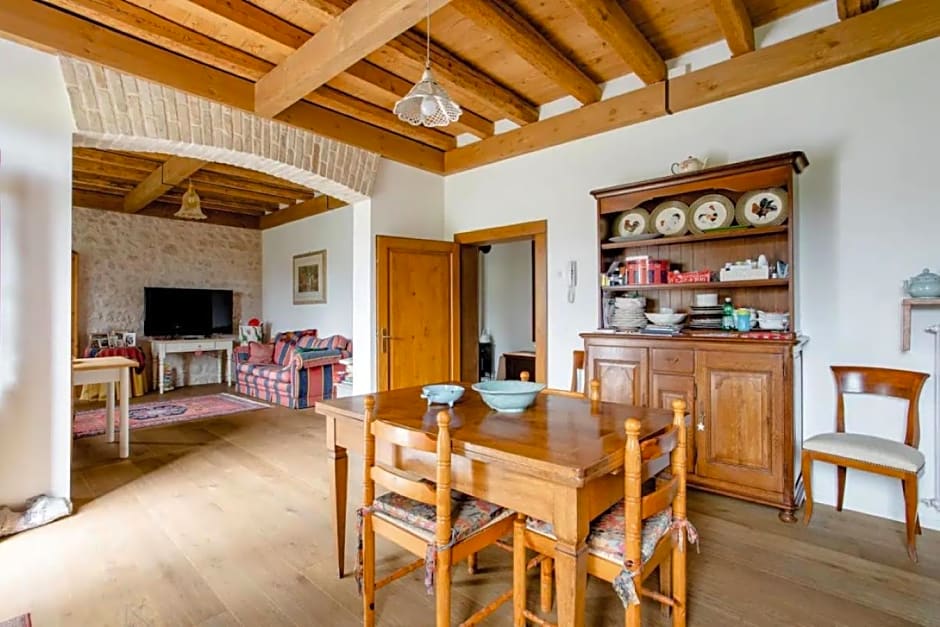 B&B Ernestine Family Home