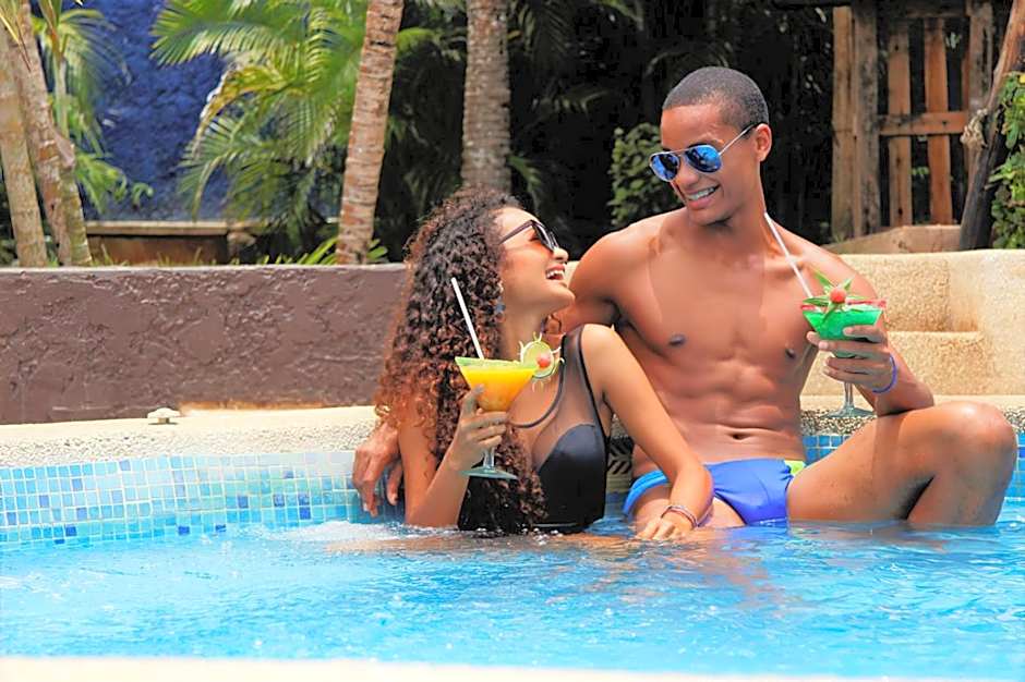 Hesperia Playa El Agua