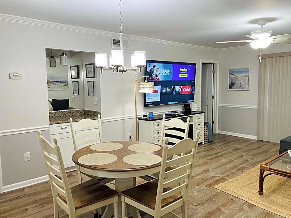 Condo at Happy Hour Tybee