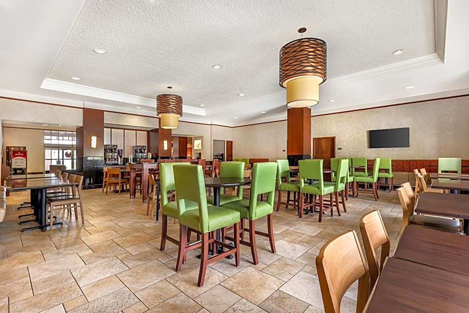 Drury Inn & Suites St. Louis near Forest Park