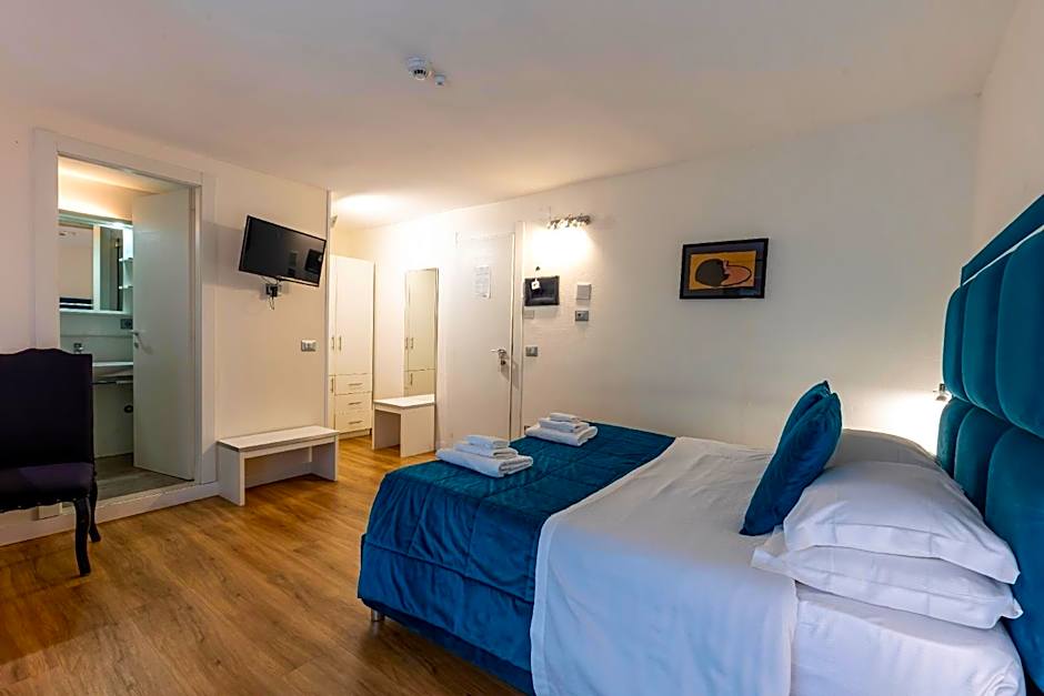 Photo 1 of 12 of Double Room