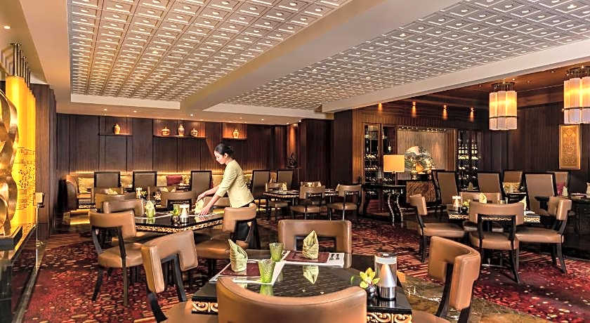 Dusit Thani Abu Dhabi Hotel