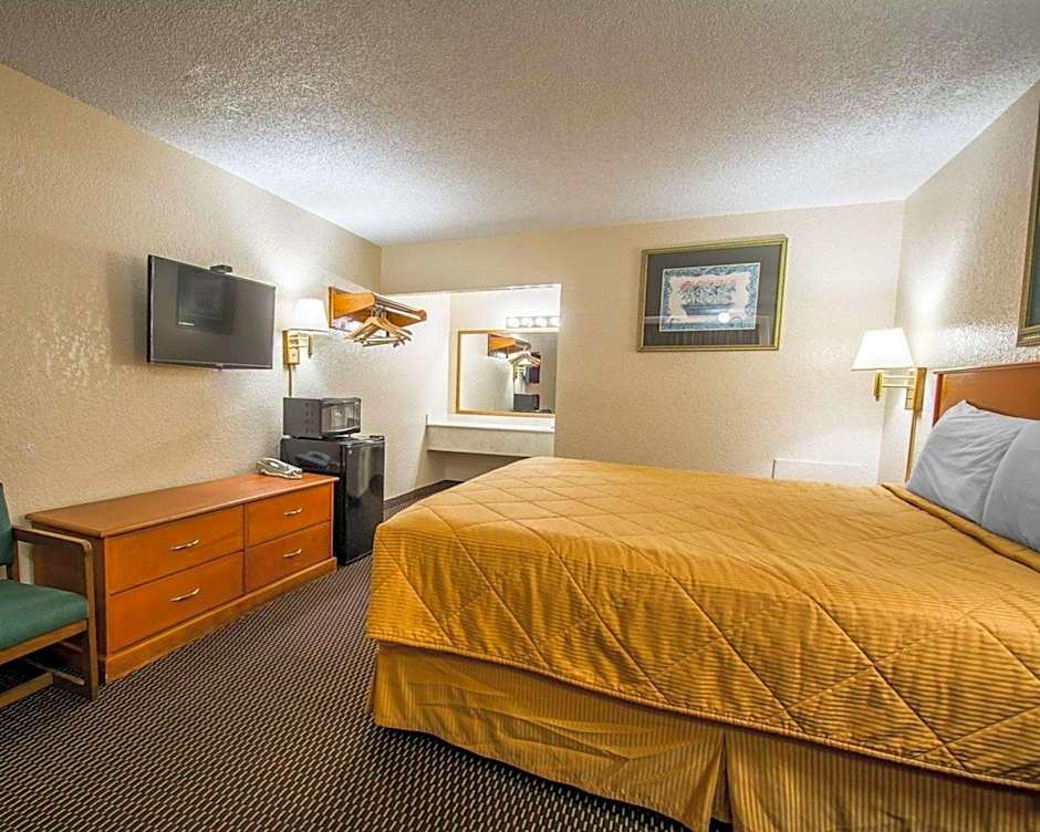 Rodeway Inn Fort Pierce I-95