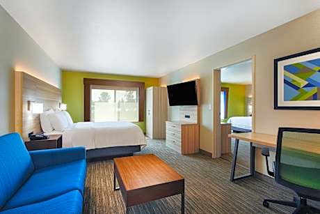 Two-Bedroom Suite