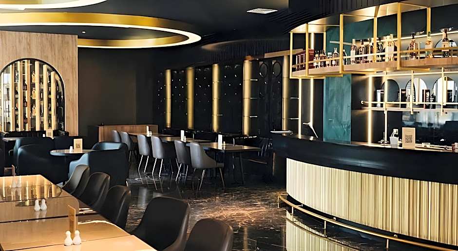 Grand Central Premier