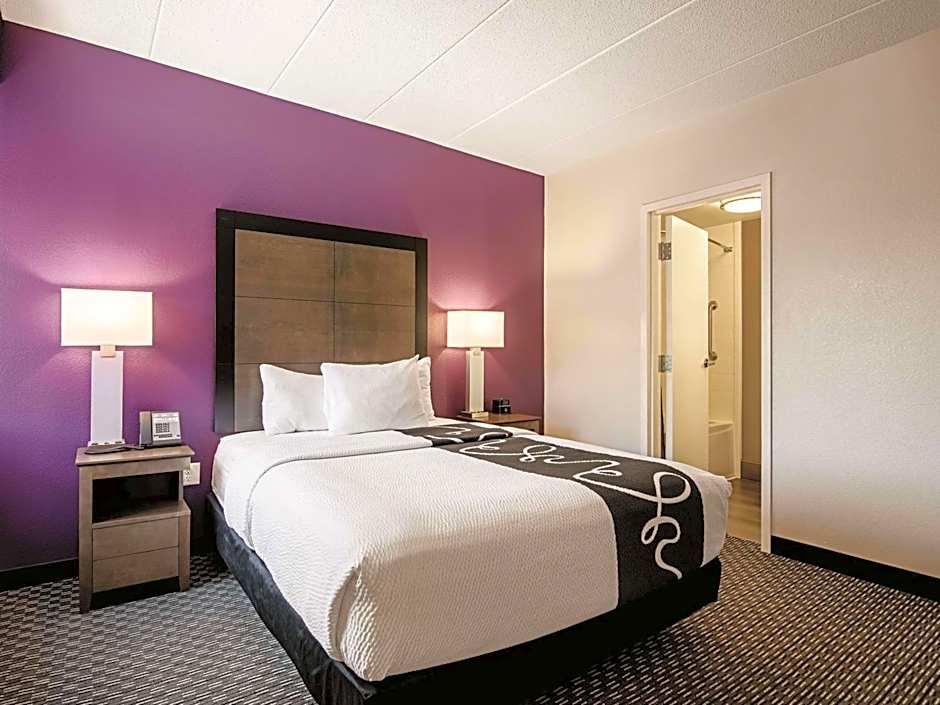 La Quinta Inn & Suites by Wyndham Portland