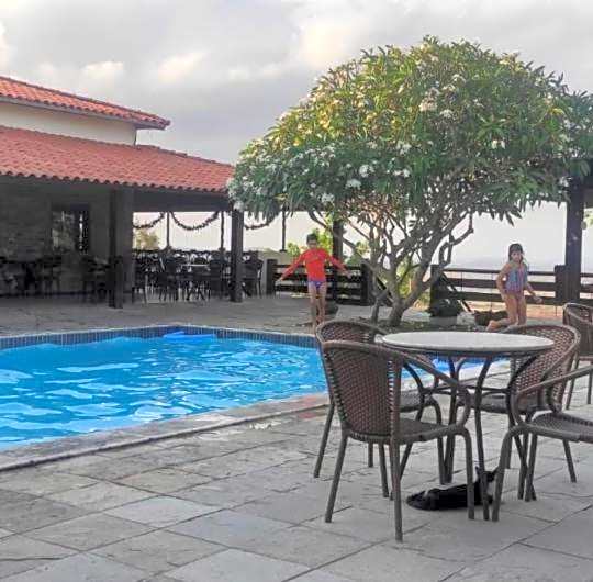 Flat no Condomínio Monte Castelo em Gravatá