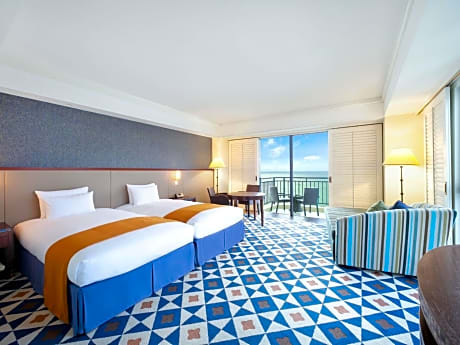 Ocean Front High Floor Twin - Non-Smoking