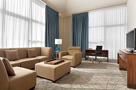 Two-Room Penthouse King Suite - Top Floor