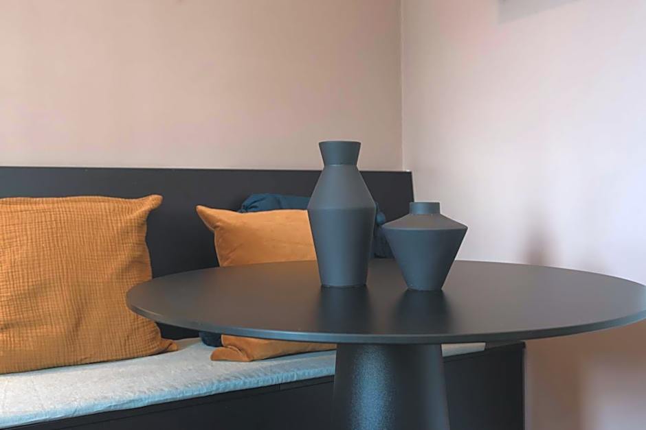 City centre studio canal belt