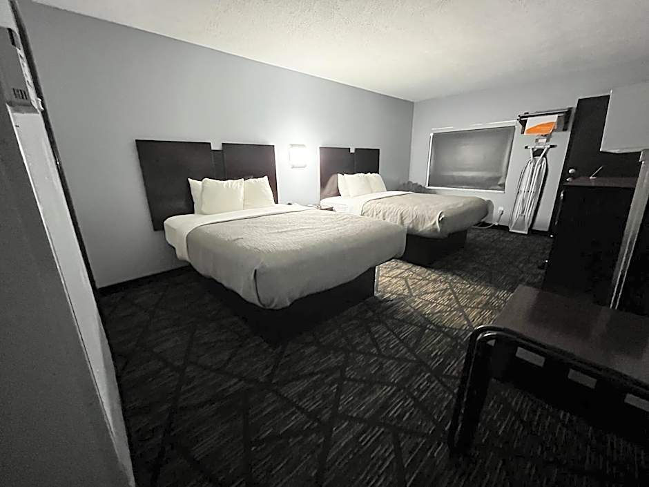 Quality Inn Grand Rapids Near Downtown