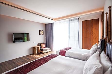 Deluxe Triple Room