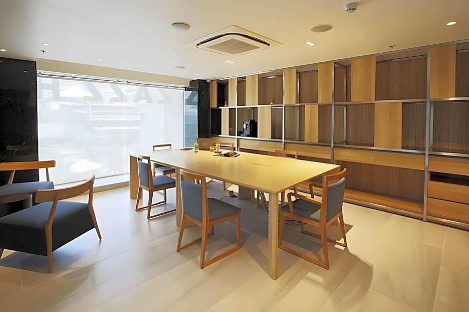 ZAZZ URBAN HO CHI MINH HOTEL