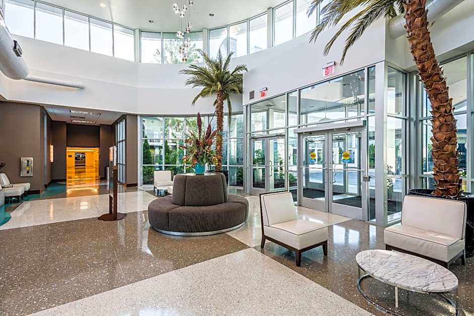 Oasis Hotel & Conv. Center, Ascend Hotel Collection