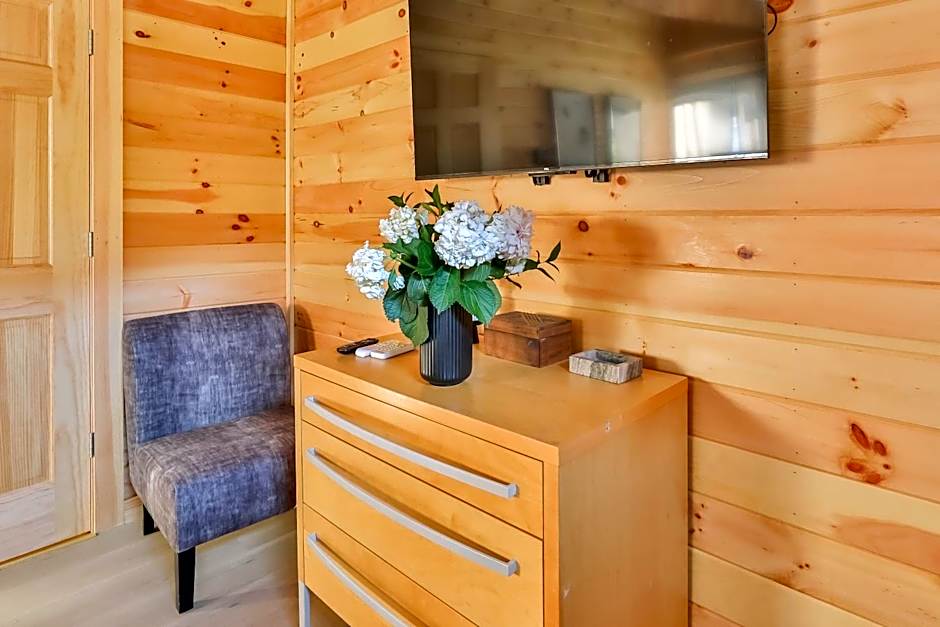 Matterhorns Hunter Lodge