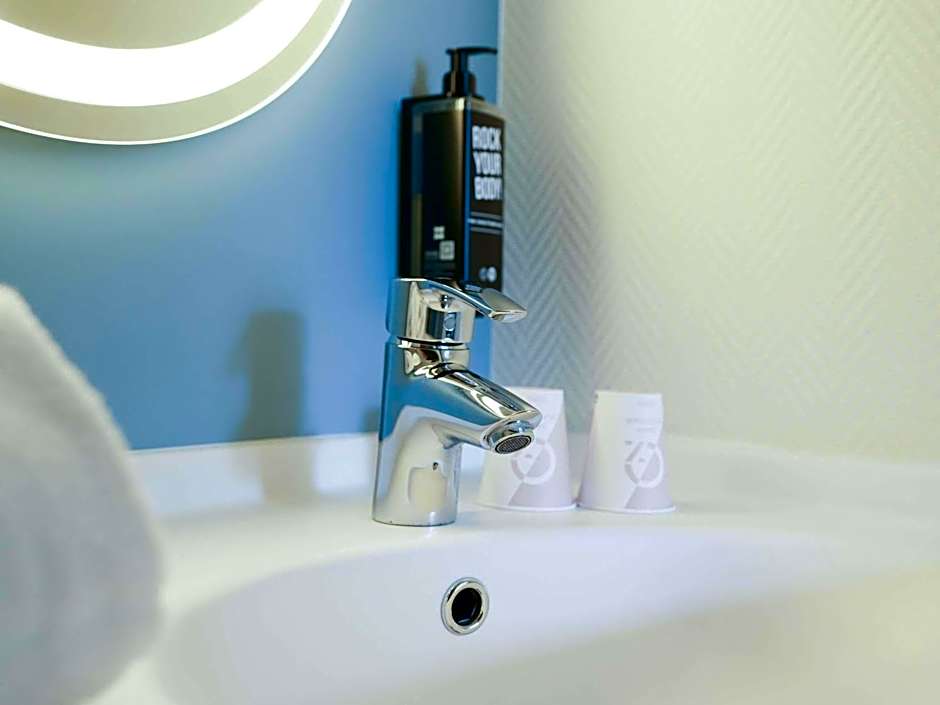 ibis Martigues