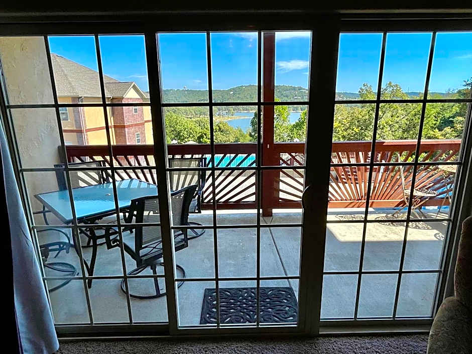 Rockwood Condos on Table Rock Lake With Boat Slips